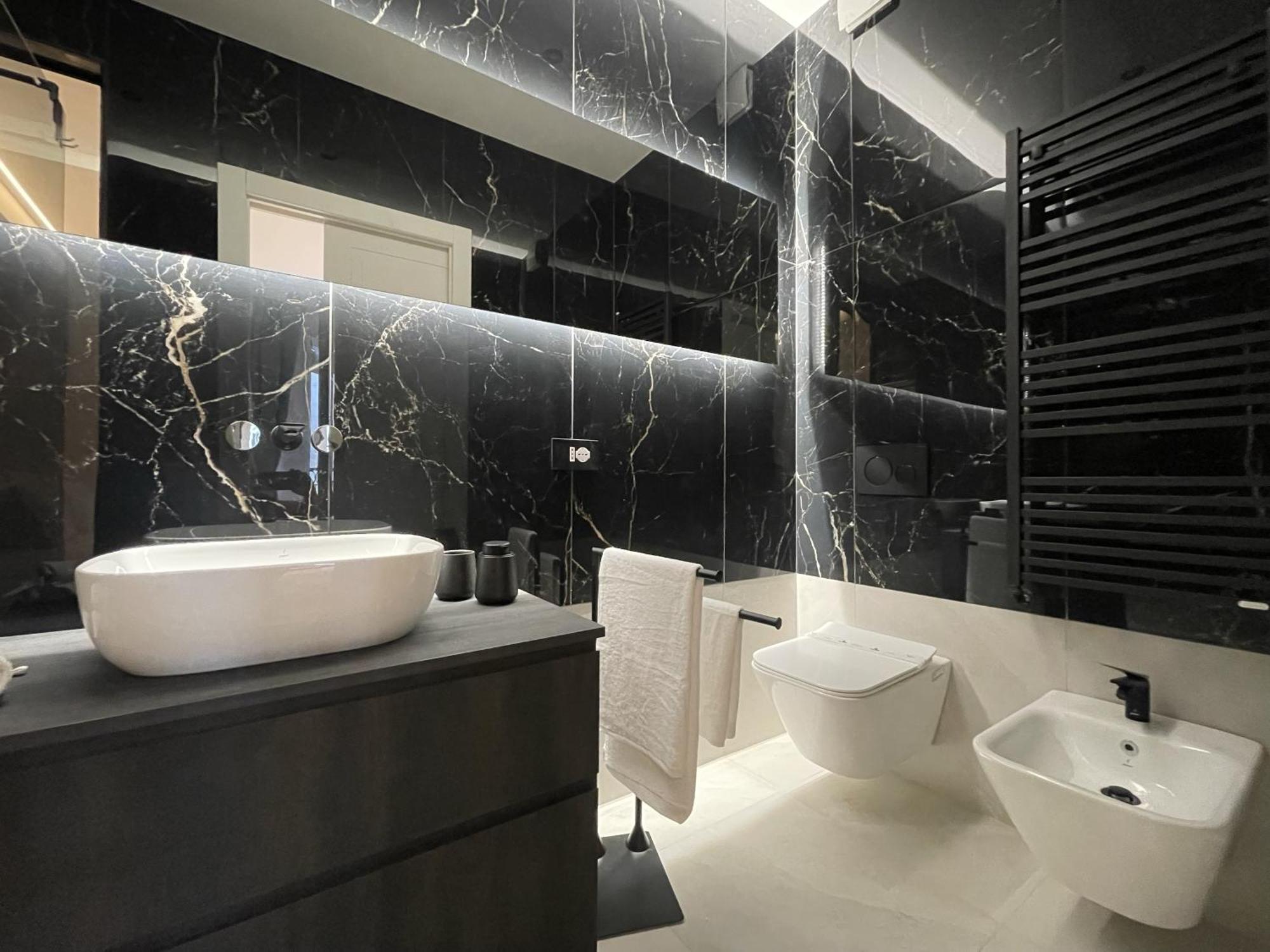B And G San Babila- Luxury In The Heart Of Milano - Design District Hotel Exterior foto