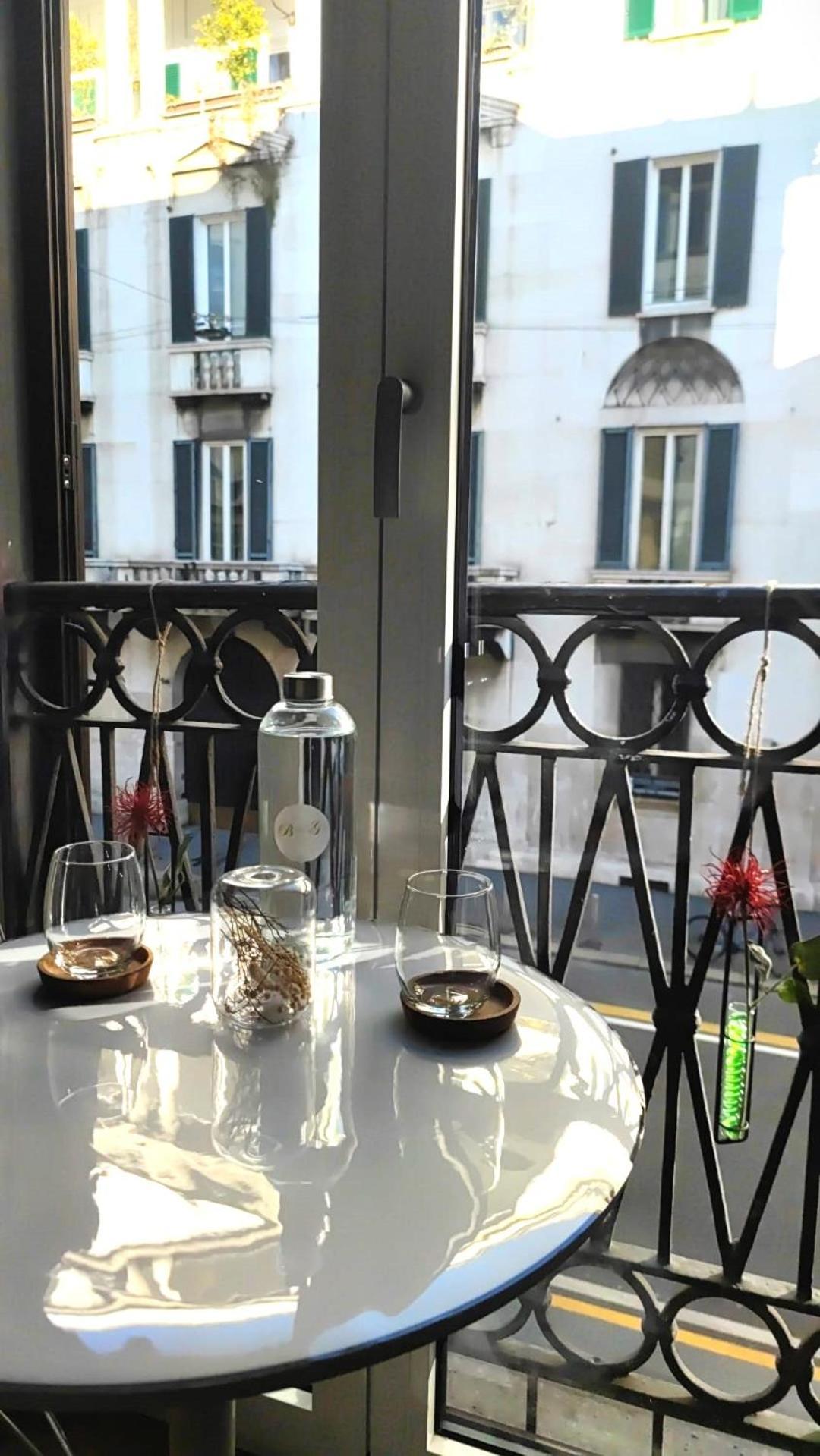 B And G San Babila- Luxury In The Heart Of Milano - Design District Hotel Exterior foto
